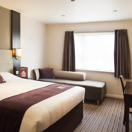 Premier Inn London Tottenham Hale-2